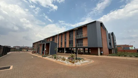 Olive Wood Hub Warehousing